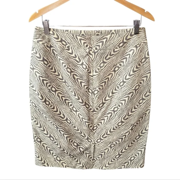 Anthropologie By Postmark Brown Cream Wood Grain Straight Print Pencil Skirt 8 - Picture 4 of 7